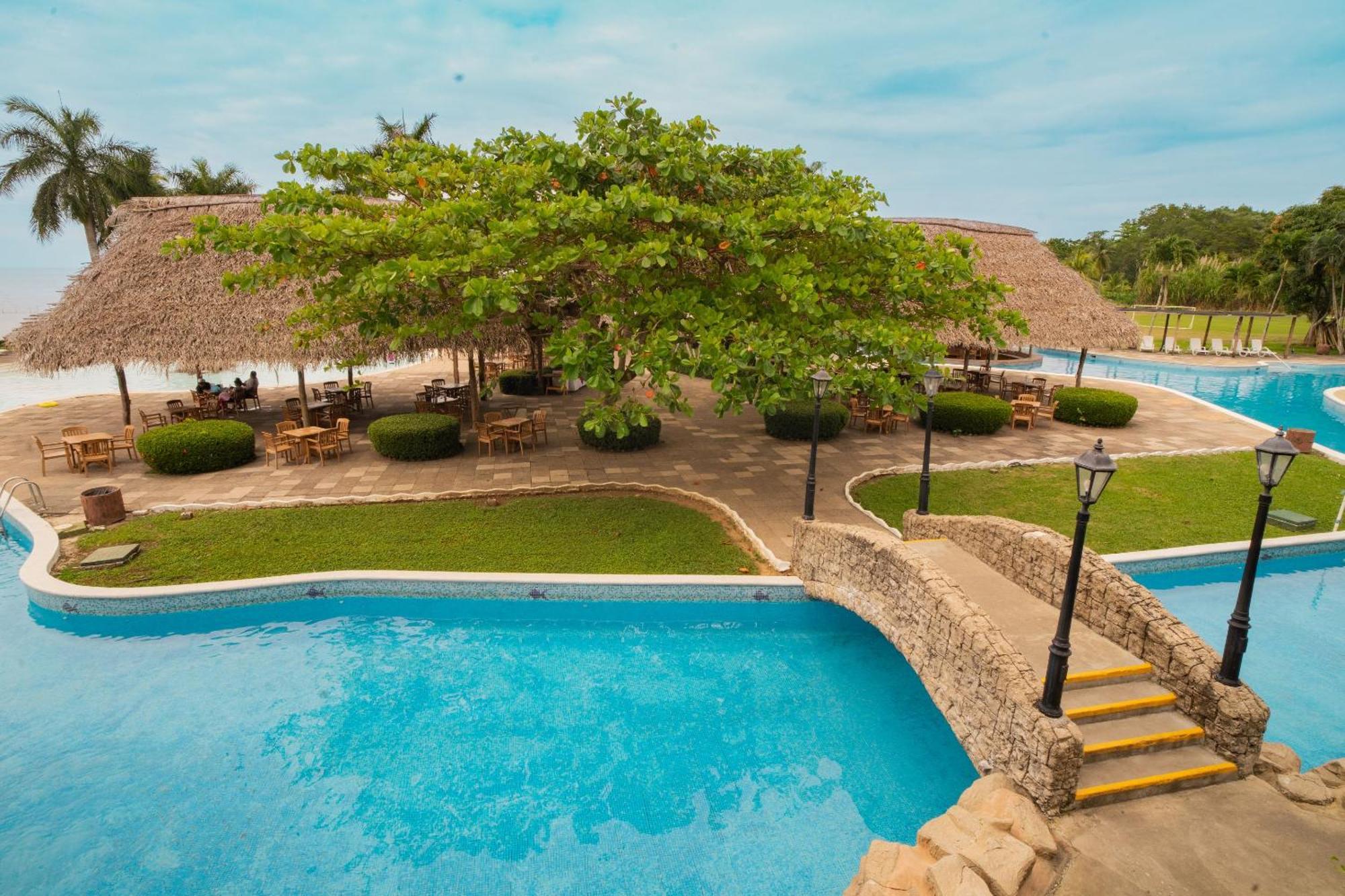 Amatique Bay Hotel Puerto Barrios Buitenkant foto